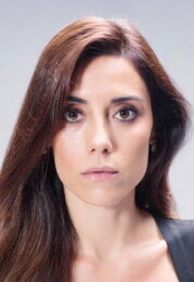 Cansu Dere