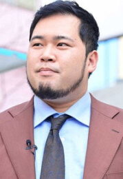 松井ケムリ