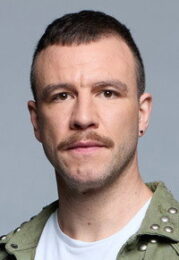 Áron Molnár